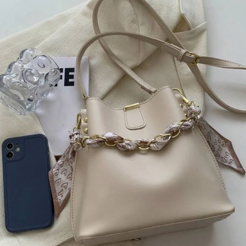 Luxe Vegan Leather Chain Detail Crossbody Bag - Picture 2 of 6